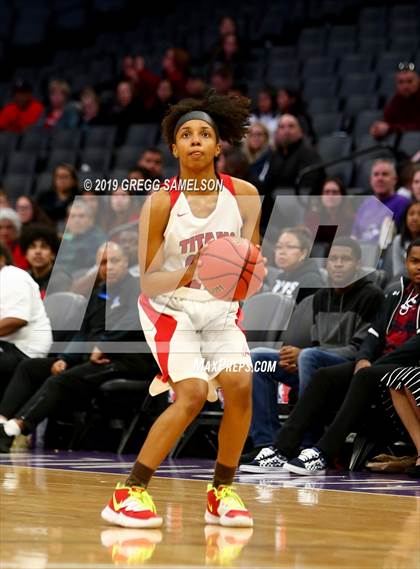 Thumbnail 2 in Antelope vs Sacramento (CIF SJS D2 Final) photogallery.