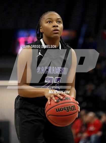 Thumbnail 3 in Antelope vs Sacramento (CIF SJS D2 Final) photogallery.