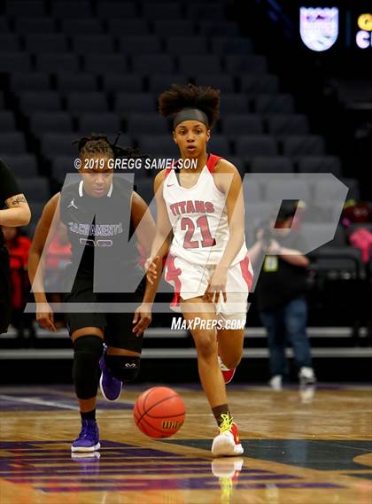 Thumbnail 3 in Antelope vs Sacramento (CIF SJS D2 Final) photogallery.