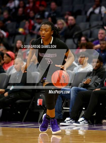 Thumbnail 2 in Antelope vs Sacramento (CIF SJS D2 Final) photogallery.