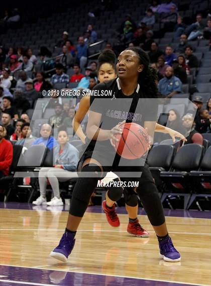 Thumbnail 3 in Antelope vs Sacramento (CIF SJS D2 Final) photogallery.