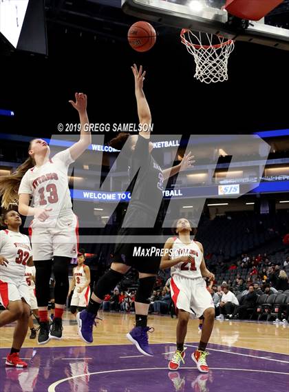 Thumbnail 2 in Antelope vs Sacramento (CIF SJS D2 Final) photogallery.