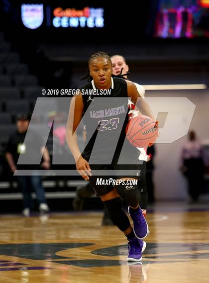 Thumbnail 3 in Antelope vs Sacramento (CIF SJS D2 Final) photogallery.