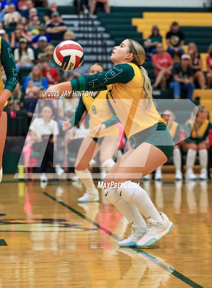 Thumbnail 1 in Glen Rose @ Boyd photogallery.