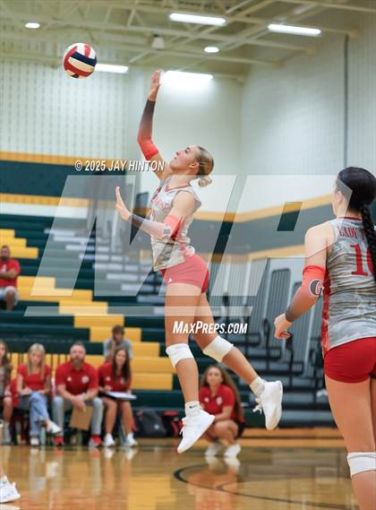 Thumbnail 1 in Glen Rose @ Boyd photogallery.