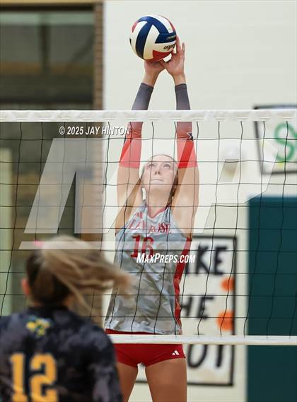 Thumbnail 1 in Glen Rose @ Boyd photogallery.