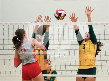 Thumbnail 1 in Glen Rose @ Boyd photogallery.