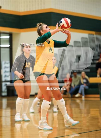 Thumbnail 1 in Glen Rose @ Boyd photogallery.