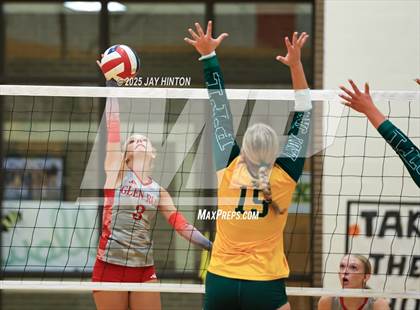 Thumbnail 3 in Glen Rose @ Boyd photogallery.