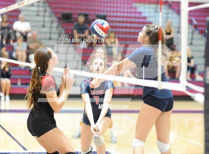 Thumbnail 2 in Tesoro vs. Mission Viejo (OC Varsity Classic) photogallery.