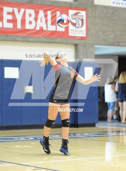 Thumbnail 3 in Tesoro vs. Mission Viejo (OC Varsity Classic) photogallery.