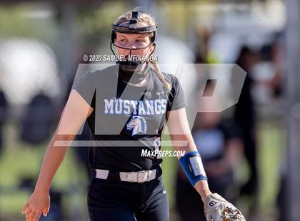 Thumbnail 2 in Millard North @ Millard West photogallery.