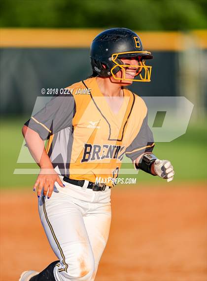 Thumbnail 3 in Brennan @ Warren photogallery.