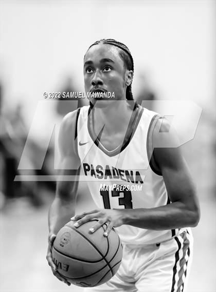 Thumbnail 2 in Pasadena vs  Palisades (20th Annual Rose City Round Ball Classic Tournament) photogallery.