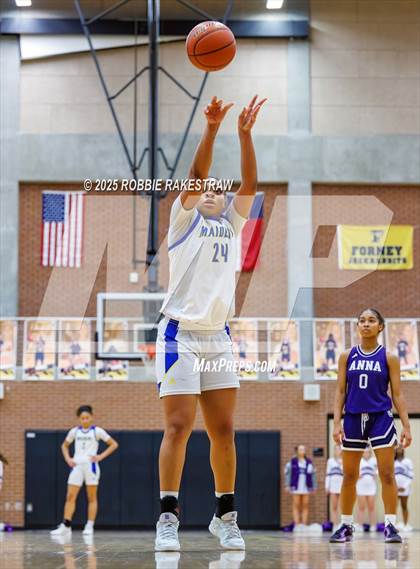 Thumbnail 2 in Anna vs. Jacksonville (UIL 5A D2 Bi-District Playoff) photogallery.