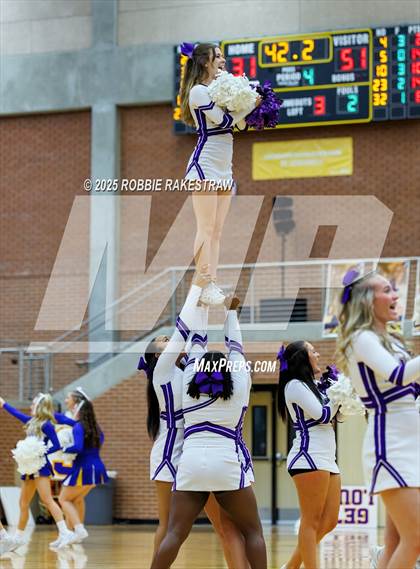 Thumbnail 1 in Anna vs. Jacksonville (UIL 5A D2 Bi-District Playoff) photogallery.