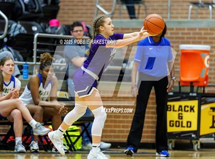 Thumbnail 1 in Anna vs. Jacksonville (UIL 5A D2 Bi-District Playoff) photogallery.