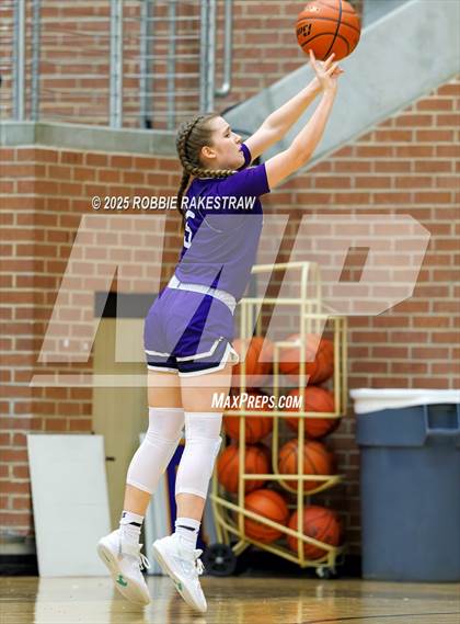 Thumbnail 2 in Anna vs. Jacksonville (UIL 5A D2 Bi-District Playoff) photogallery.