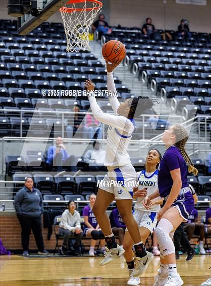Thumbnail 3 in Anna vs. Jacksonville (UIL 5A D2 Bi-District Playoff) photogallery.
