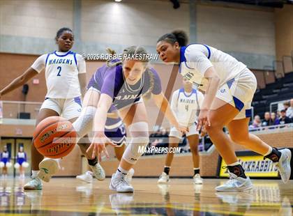 Thumbnail 2 in Anna vs. Jacksonville (UIL 5A D2 Bi-District Playoff) photogallery.
