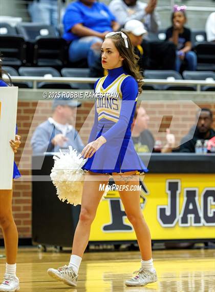 Thumbnail 2 in Anna vs. Jacksonville (UIL 5A D2 Bi-District Playoff) photogallery.