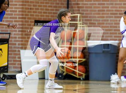 Thumbnail 1 in Anna vs. Jacksonville (UIL 5A D2 Bi-District Playoff) photogallery.