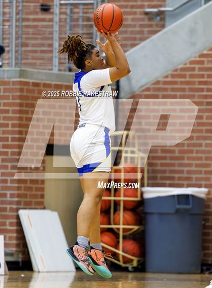 Thumbnail 1 in Anna vs. Jacksonville (UIL 5A D2 Bi-District Playoff) photogallery.