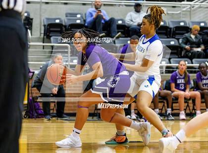 Thumbnail 2 in Anna vs. Jacksonville (UIL 5A D2 Bi-District Playoff) photogallery.