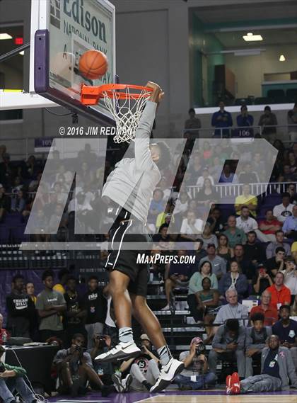 Thumbnail 1 in Slam Dunk Contest (City of Palms Classic) photogallery.