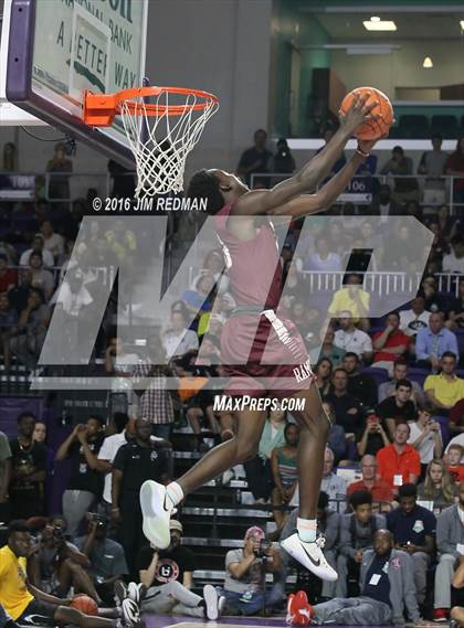 Thumbnail 2 in Slam Dunk Contest (City of Palms Classic) photogallery.