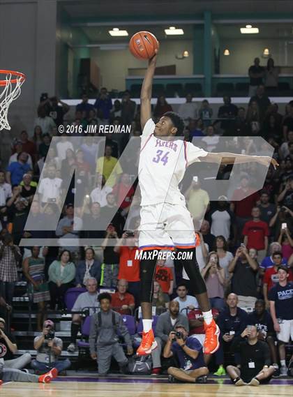 Thumbnail 1 in Slam Dunk Contest (City of Palms Classic) photogallery.