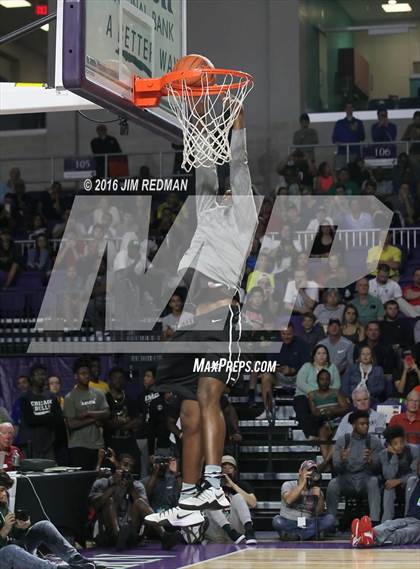 Thumbnail 2 in Slam Dunk Contest (City of Palms Classic) photogallery.