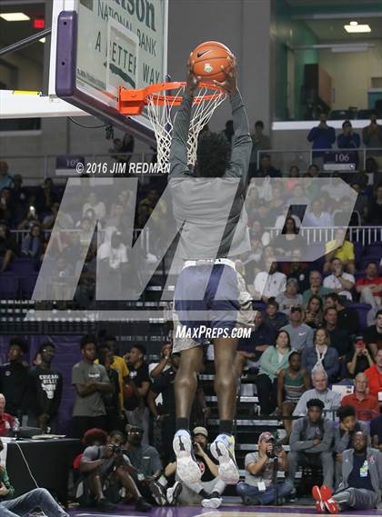 Thumbnail 3 in Slam Dunk Contest (City of Palms Classic) photogallery.
