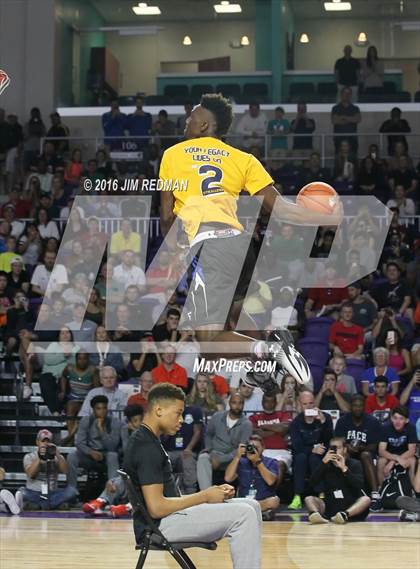 Thumbnail 1 in Slam Dunk Contest (City of Palms Classic) photogallery.
