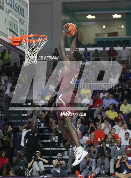 Thumbnail 1 in Slam Dunk Contest (City of Palms Classic) photogallery.