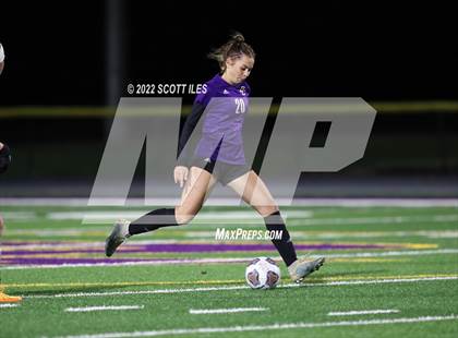 Thumbnail 1 in Licking Valley vs Bloom-Carroll (OHSAA D2 District) photogallery.