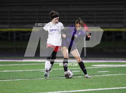 Thumbnail 3 in Licking Valley vs Bloom-Carroll (OHSAA D2 District) photogallery.