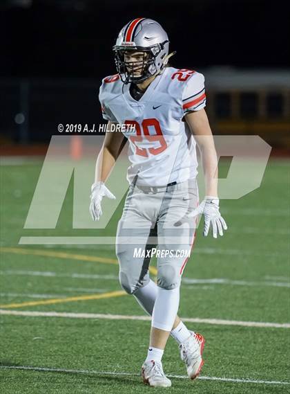 Thumbnail 3 in Blue Valley West vs. Shawnee Mission Northwest photogallery.