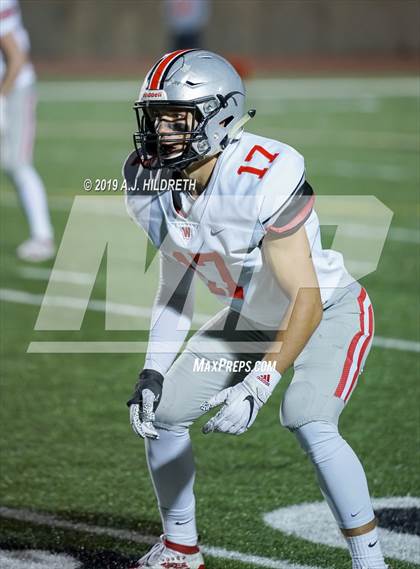 Thumbnail 3 in Blue Valley West vs. Shawnee Mission Northwest photogallery.