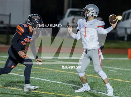 Thumbnail 3 in Blue Valley West vs. Shawnee Mission Northwest photogallery.