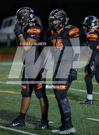 Thumbnail 1 in Blue Valley West vs. Shawnee Mission Northwest photogallery.