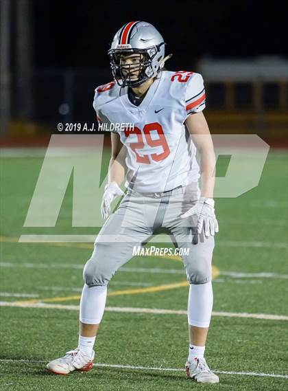 Thumbnail 2 in Blue Valley West vs. Shawnee Mission Northwest photogallery.