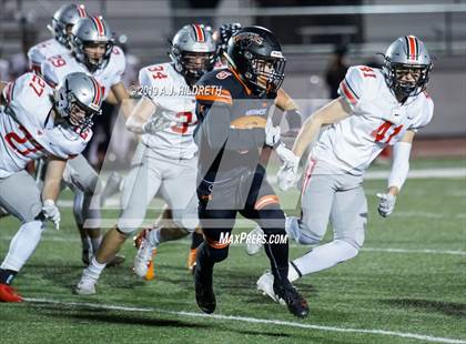 Thumbnail 1 in Blue Valley West vs. Shawnee Mission Northwest photogallery.