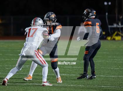 Thumbnail 2 in Blue Valley West vs. Shawnee Mission Northwest photogallery.