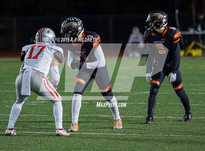 Thumbnail 1 in Blue Valley West vs. Shawnee Mission Northwest photogallery.