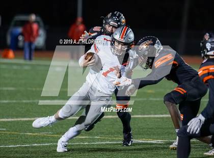 Thumbnail 1 in Blue Valley West vs. Shawnee Mission Northwest photogallery.
