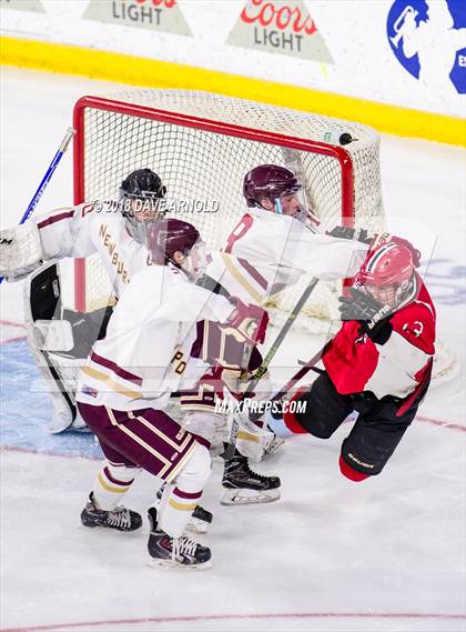 Thumbnail 1 in Newburyport vs. Winchester (MIAA Division 1 North Semifinal) photogallery.