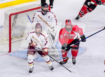 Thumbnail 1 in Newburyport vs. Winchester (MIAA Division 1 North Semifinal) photogallery.