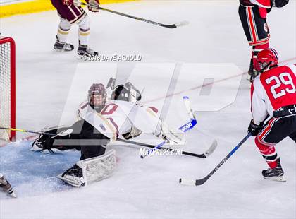 Thumbnail 3 in Newburyport vs. Winchester (MIAA Division 1 North Semifinal) photogallery.
