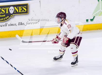 Thumbnail 2 in Newburyport vs. Winchester (MIAA Division 1 North Semifinal) photogallery.